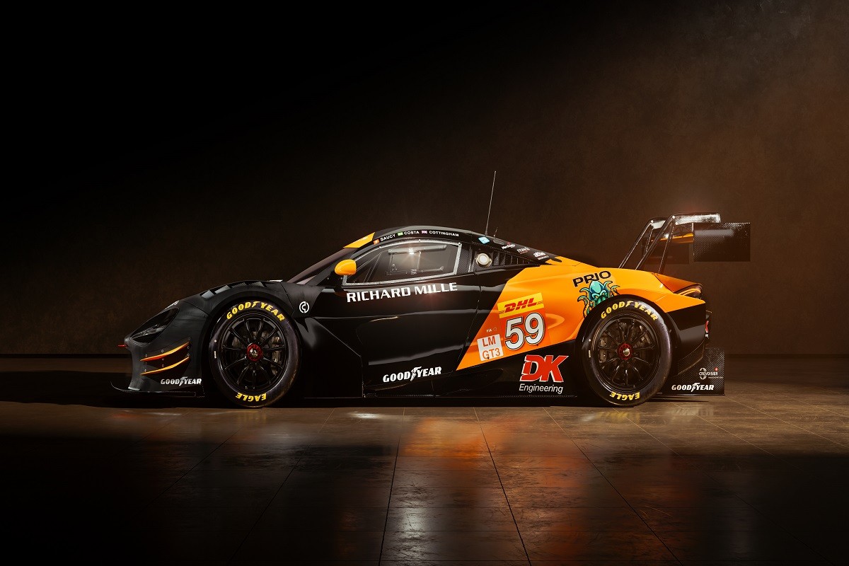 Javnost dočekala trkački McLaren 720S GT3 Evo