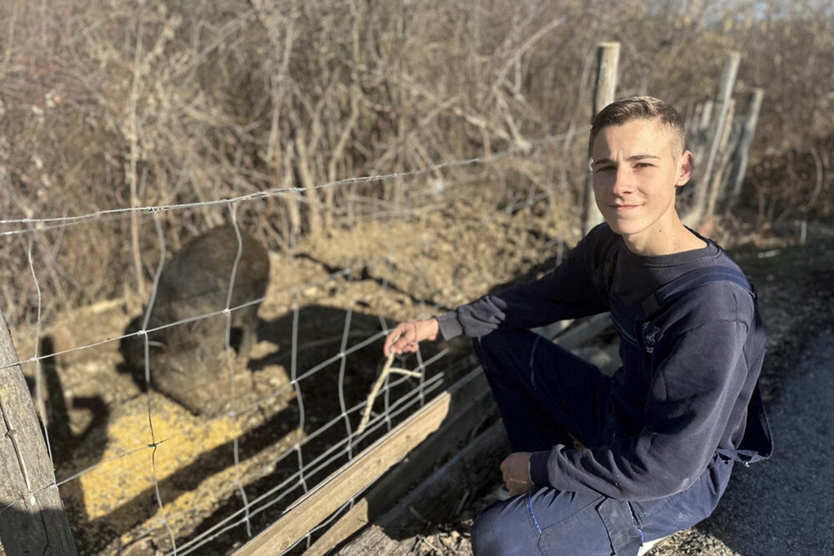 Zoran (16) je najmlađi farmer u Srbiji: Dječja igra prerasla u posao (FOTO)