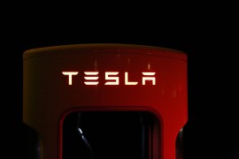Cijene polovnih Tesla modela počele rapidno da padaju u odnosu na ...