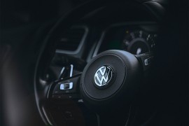 Volkswagen i Mobileye saradnja za autonomna vozila