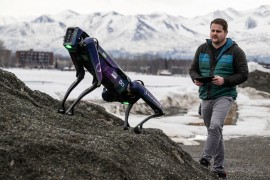 Robot će patrolirati aerodromom na Aljasci da bi plašio divlje životinje
