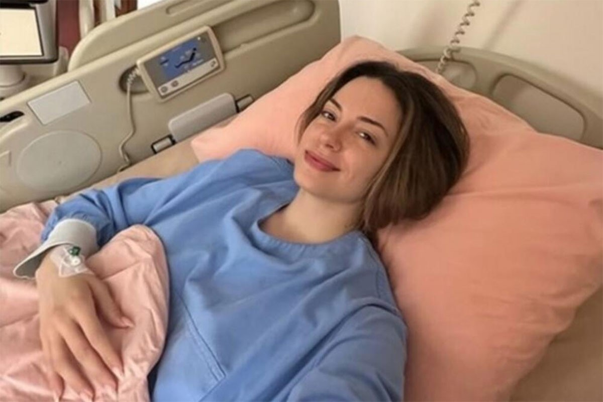 Sara Jo objavila fotografiju iz bolničkog kreveta