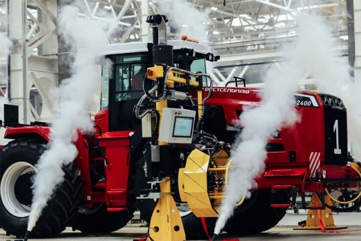 Ruski Rostselmaš otvara postrojenje za proizvodnju traktora na 14 hektara (VIDEO)