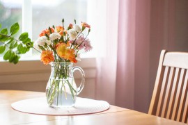 Kako da vam svježe cvijeće u vazi potraje duže?