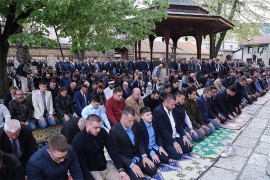 Ramazanski bajram dočekan molitvom širom BiH (FOTO)