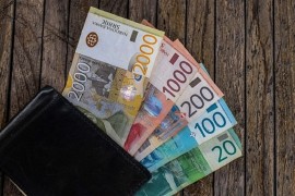 Kolika je prosječna plata u Srbiji?