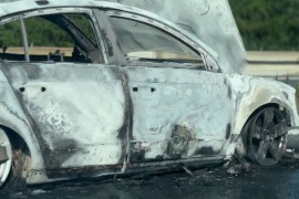 Izgorio automobil na auto-putu (VIDEO)