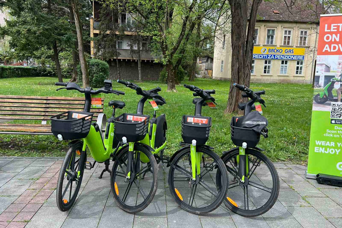 Novi način prevoza: Banjaluka dobila i električne bicikle