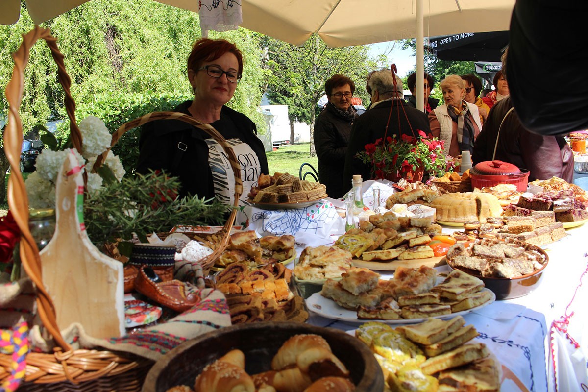 "Zdravofest" u Gradišci: Hrana i kulturni program privukli učesnike i goste