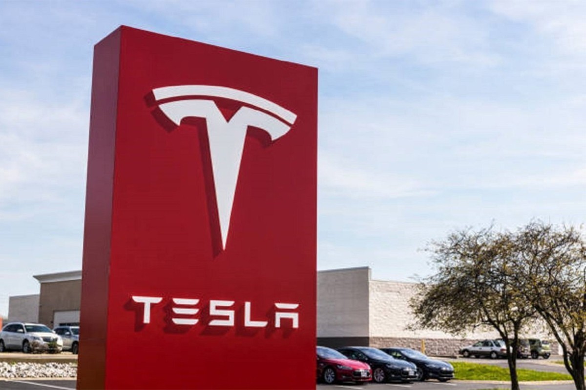 Tesla spušta cijenu autopilota: Autonomna vožnja za 8.000 dolara