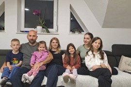 U susret Vaskrsu: Stanivukovići petoro djece odgajaju da poštuju ...