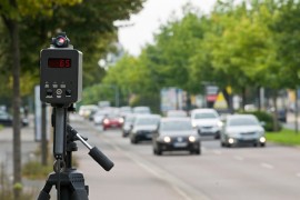 Nevidljive registarske pločice: Trik za izbjegavanje policijske kamere