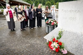Elizabet Alen posjetila Srebrenicu