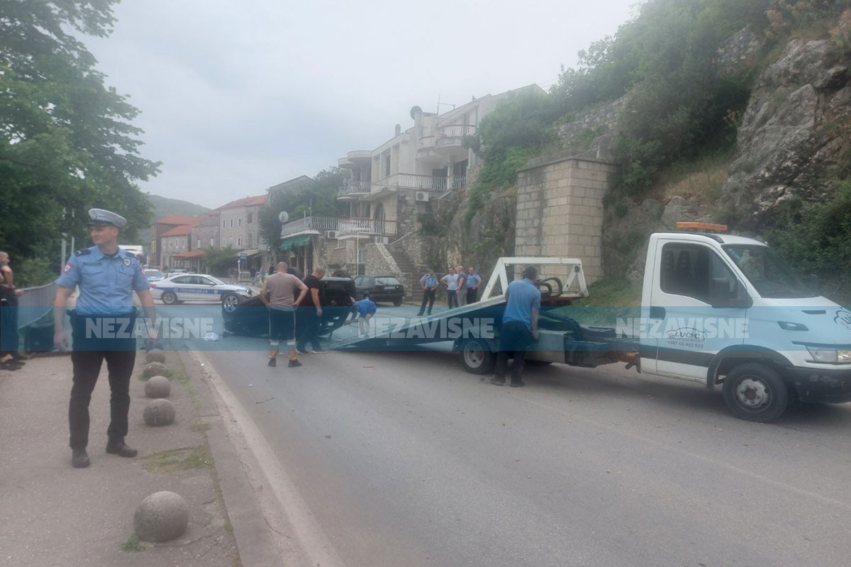 Jeziva nesreća u Trebinju: Poginula jedna osoba (FOTO)