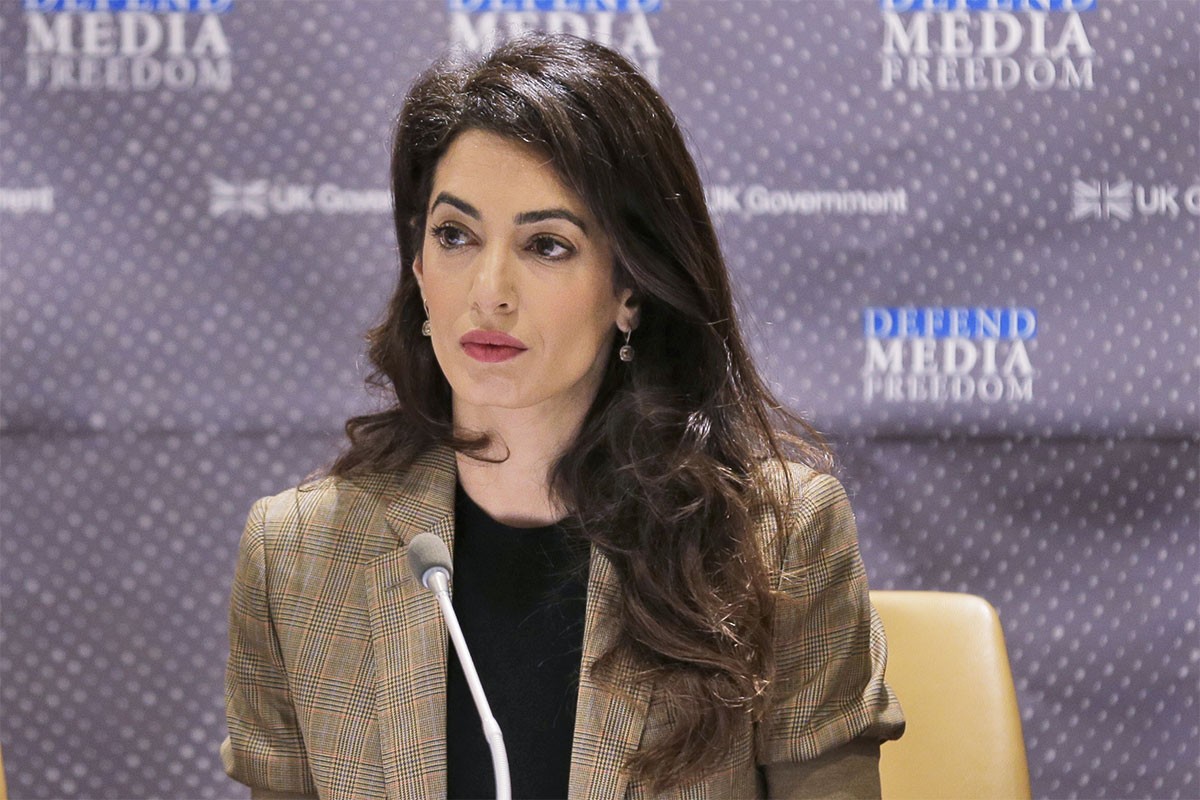 Amal Kluni bila savjetnik tužioca koji traži hapšenje lidera Izraela i Hamasa