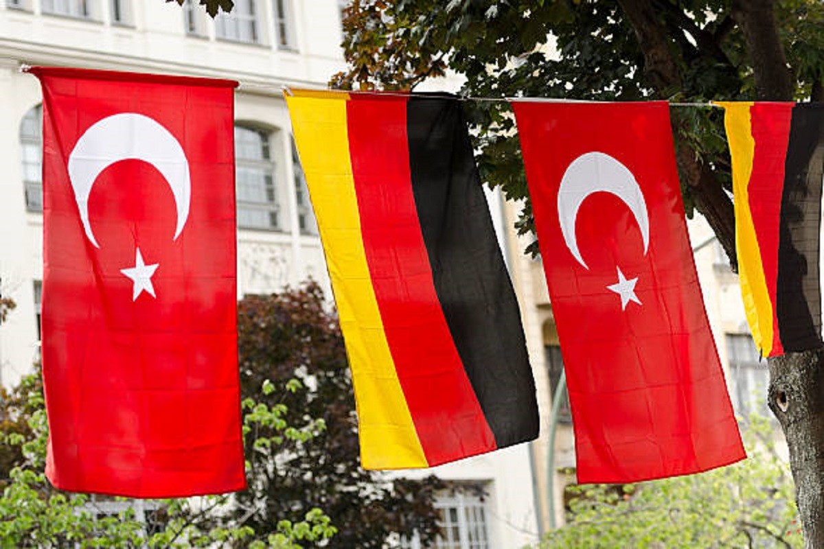 Turska i Njemačka u bizarnom "ratu"