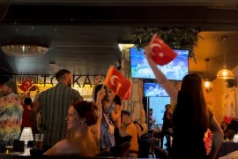 Ludnica u Turskoj: Pogledajte kako se slavi prolazak u četvrtfinale Eura