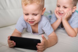 Stručnjaci upozoravaju: Sve više djece oboljele od digitalnog autizma