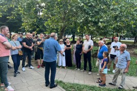 Stanivuković: Zar je moguće da Srbima smeta ćirilica u centru Banjaluke