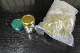 Kod Dubičanina pronađeno 290 grama marihuane i mrvilica