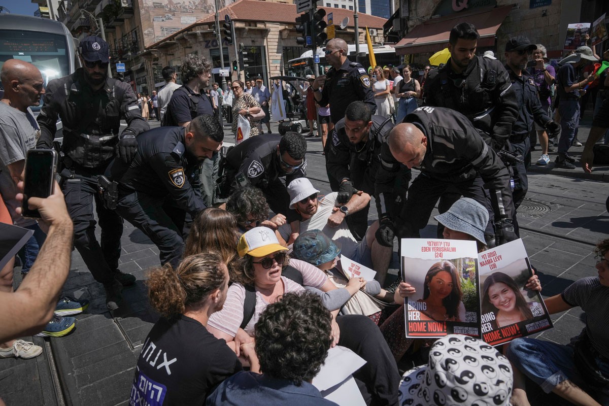 Izraelska policija uhapsila pet demonstranata kod Tel Aviva