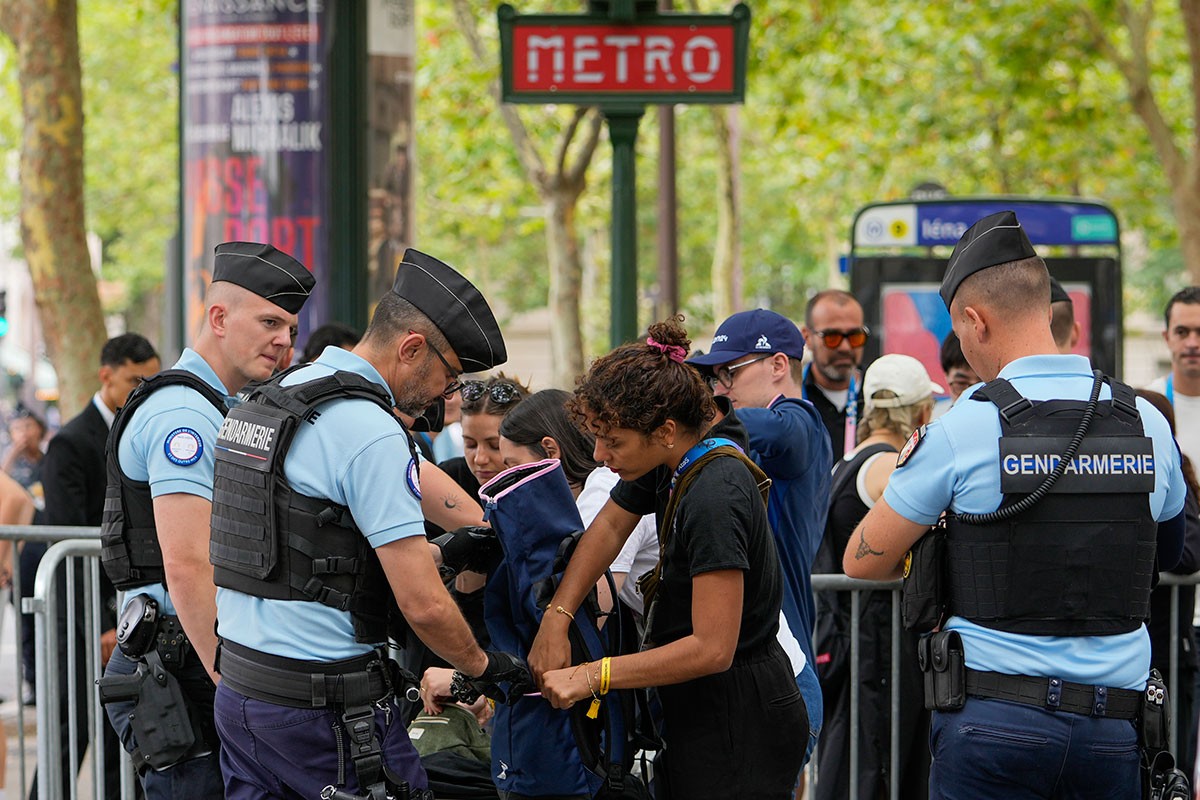 Otvaranje Olimpijskih igara: Pariz pod opsadom (FOTO)