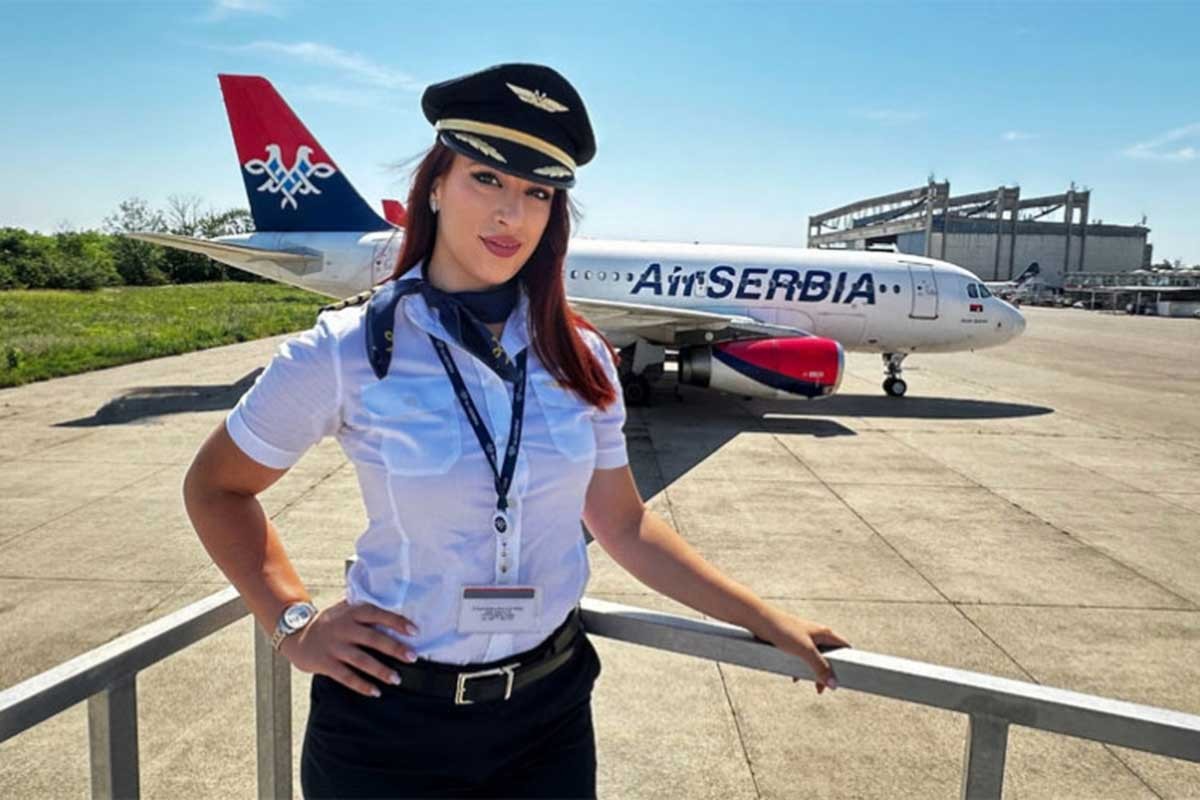 Vanja Marčeta, prva žena kapetan u floti "Air Serbia”: Letački gen s Manjače (FOTO)