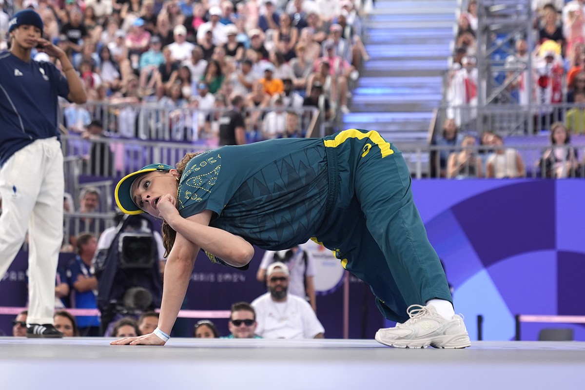 Brejkdens za nulu: Australijanka koja ne mari za kritike (VIDEO)