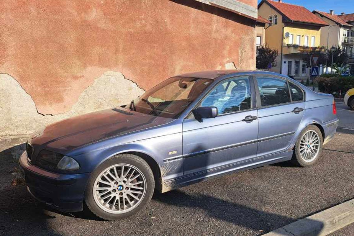 Zapljena u Doboju: Vozaču oduzeli BMW, njegovoj saputnici drogu