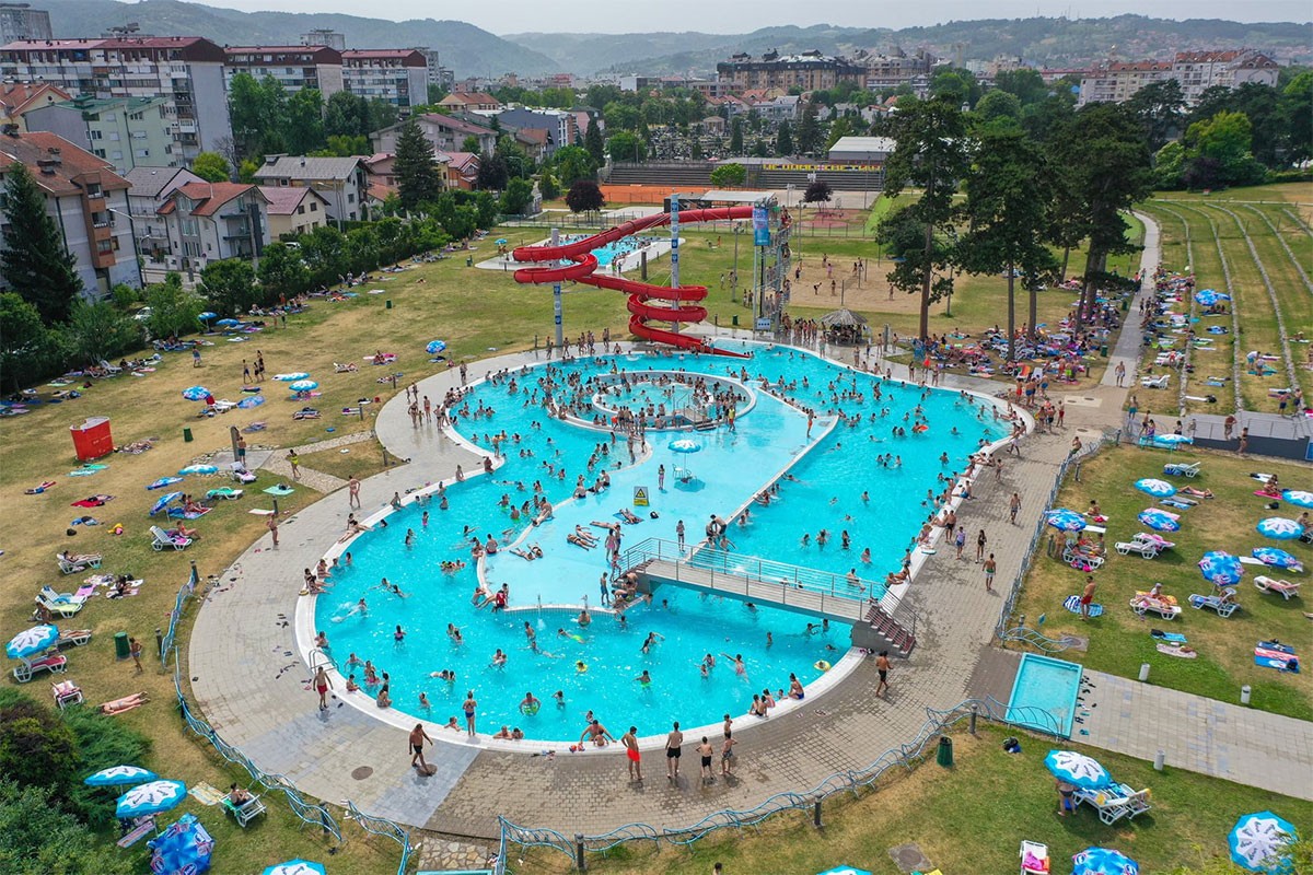 Vodeni park u Banjaluci posjetilo više od 90.000 kupača