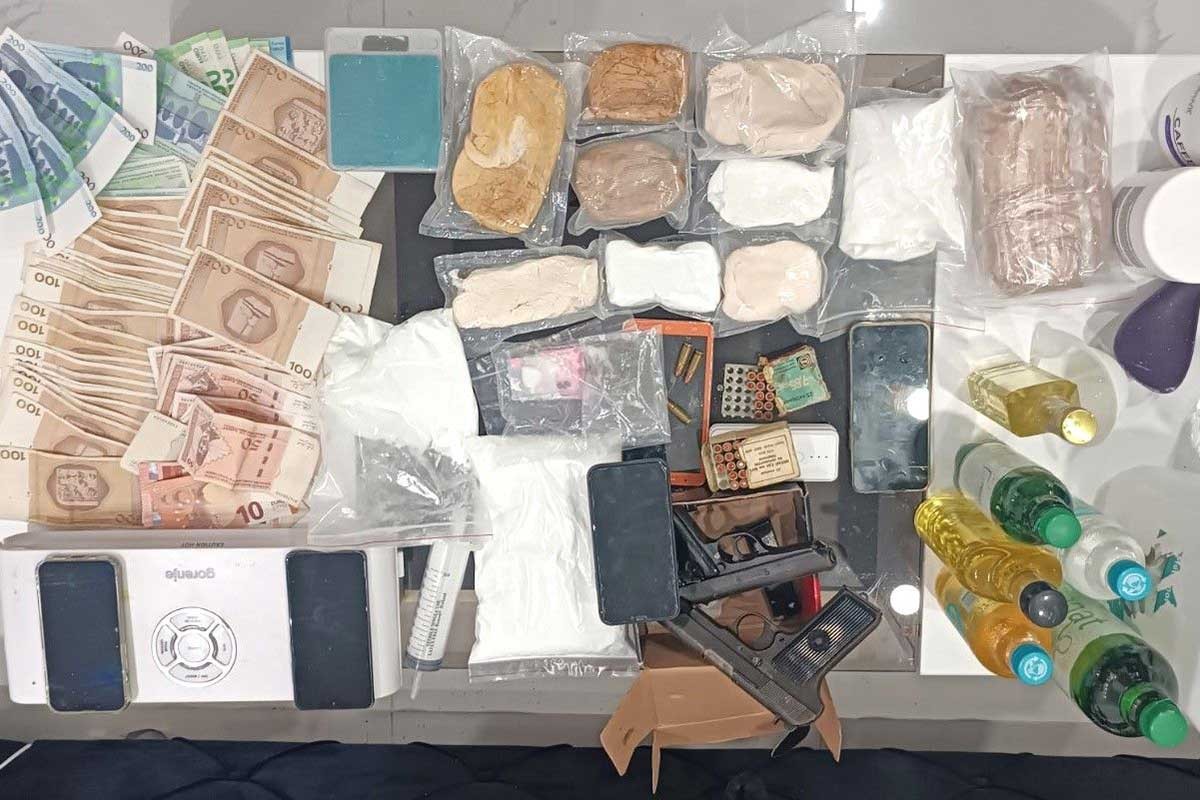 Policija zaplijenila 23 kilograma spida, pištolje i hiljade maraka (FOTO)