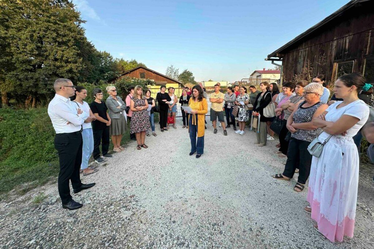 Tomaš poručio da će radnici fabrike "Viale" dobiti pravnu pomoć