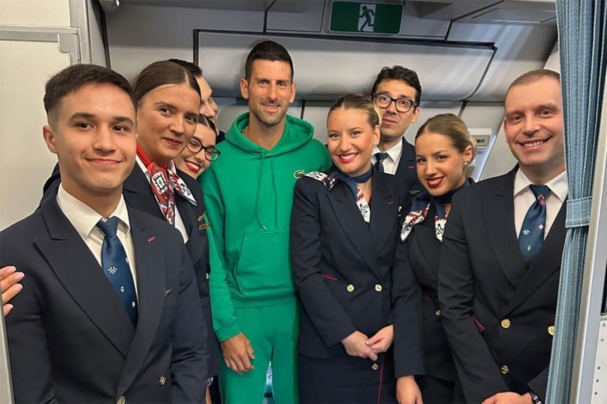 Iznenađenje za Đokovića na letu Air Serbia (FOTO)