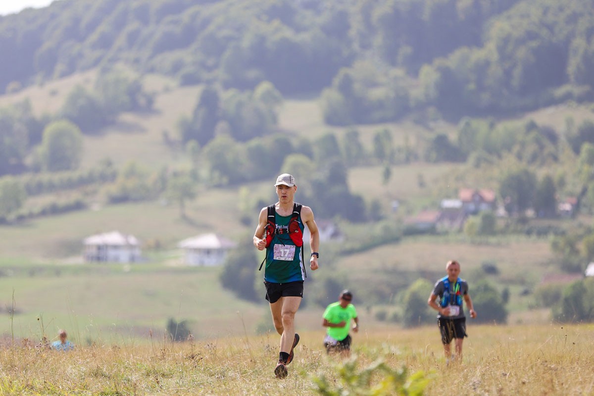 "Zmijanjski ultramaraton" na Manjači okupio veliki broj učesnika