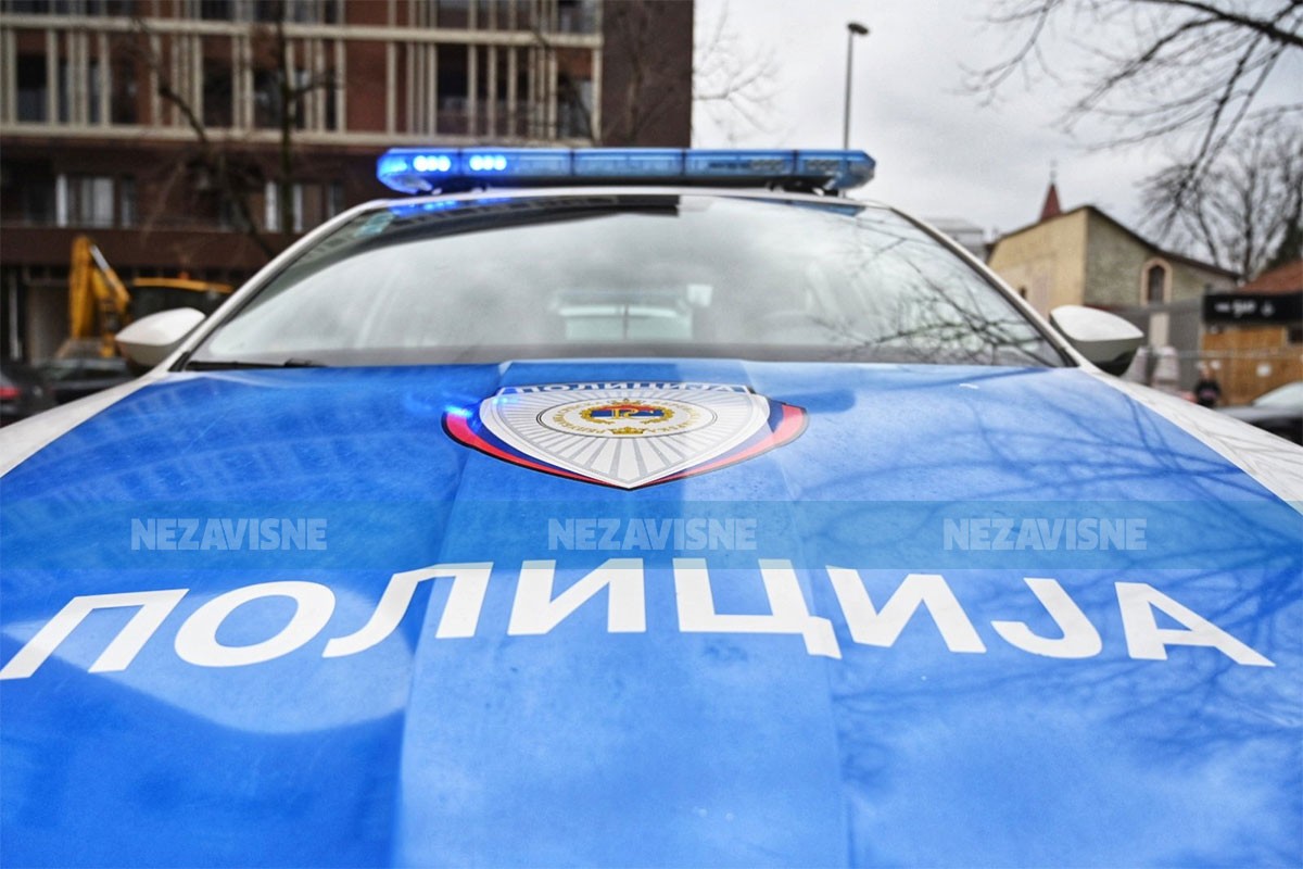 Racija u dva lokala u Banjaluci, pronađena policijska palica