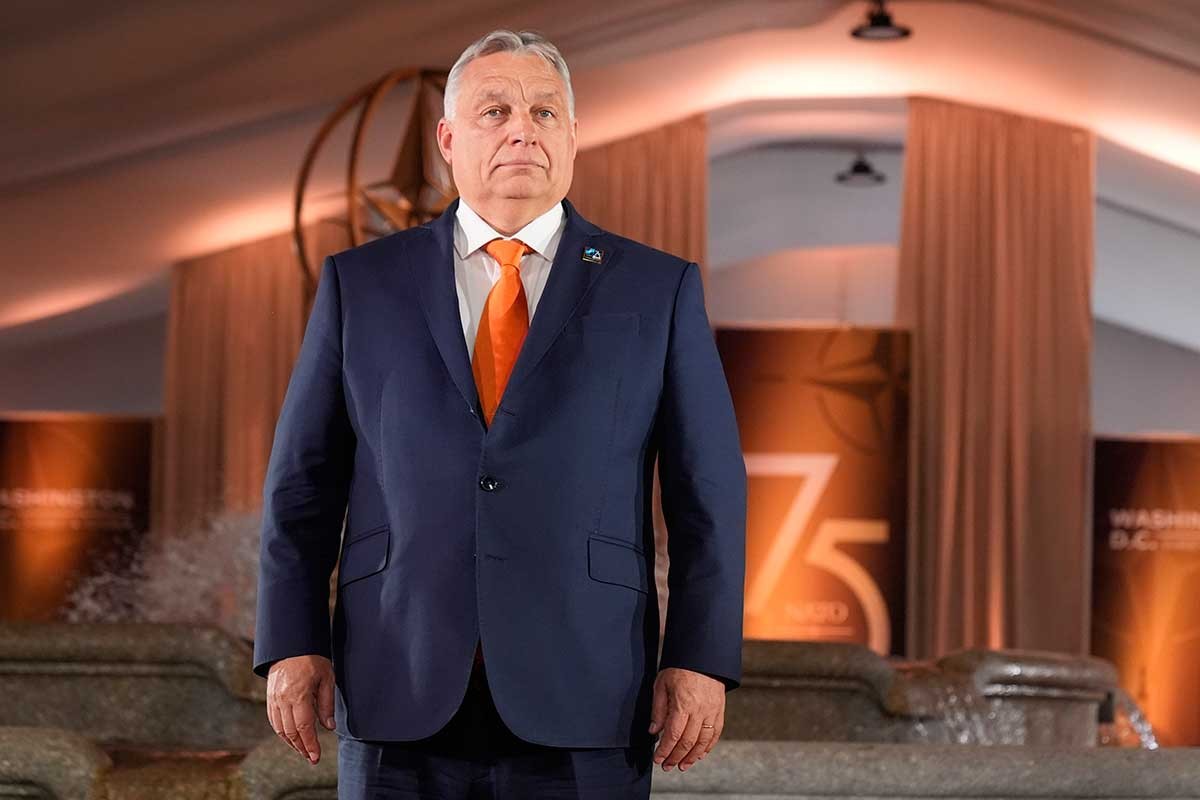 Orban planira da pošalje vojsku u Čad