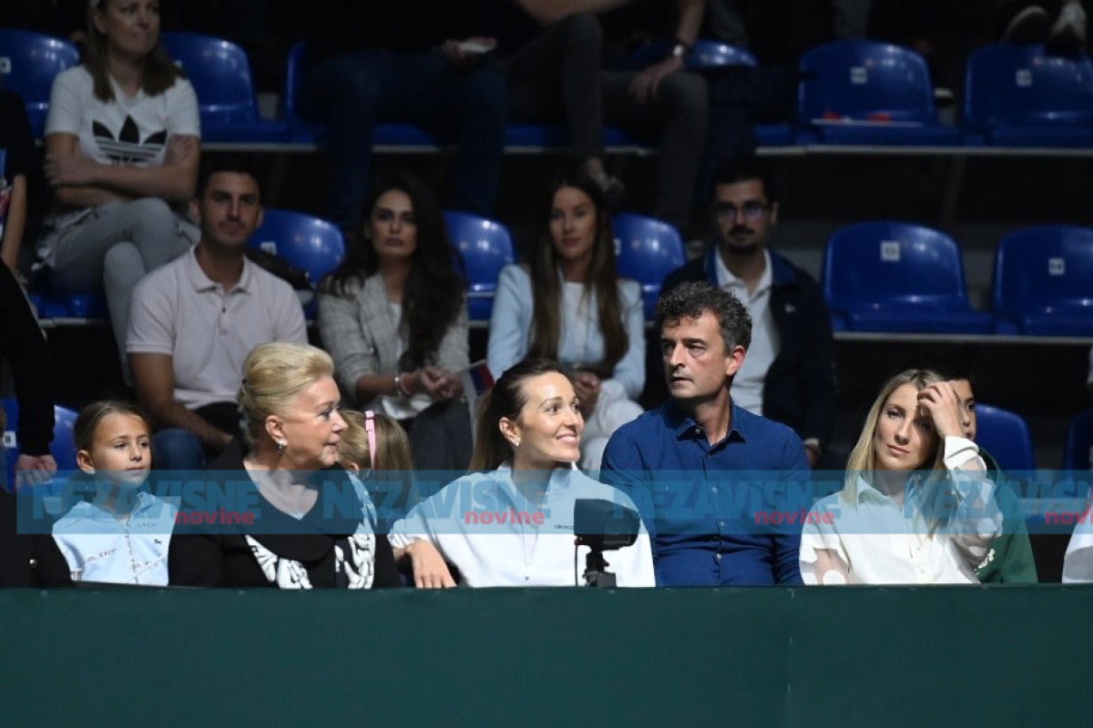 Đokovići stigli u "Pionir": Najvažnija podrška za Novaka (FOTO)