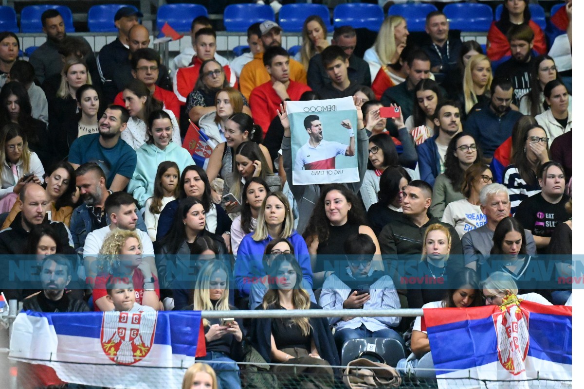 Velika podrška za Đokovića i Srbiju u "Pioniru" (FOTO)