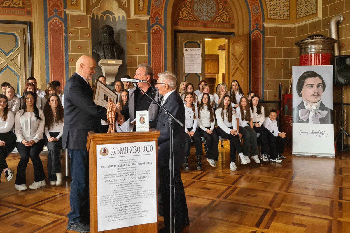 Završeno 53. "Brankovo kolo": Ištvanu Turciju uručena nagrada "Branko Radičević"