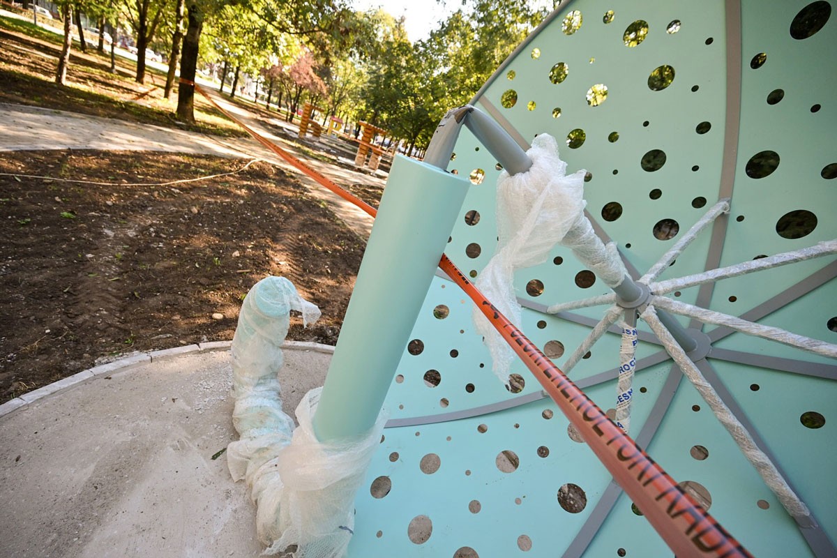 Vandali ponovo oštetili Ćirilični park u Banjaluci