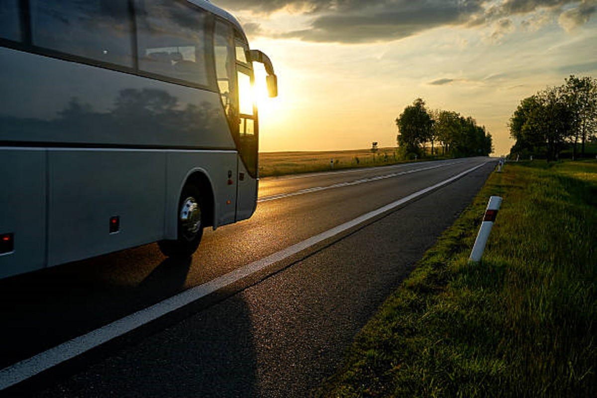 Tinejdžer ukrao autobus: Želio se provozati pa oštetio više buseva i 20 vozila