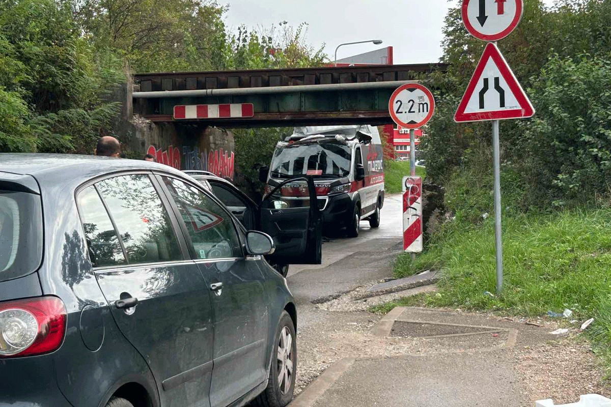 Kako spriječiti nove nezgode kod "crnog" nadvožnjaka u Banjaluci?