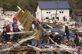 Srbija šalje u Jablanicu 36 spasilaca sa 12 vozila, nude i helikoptere