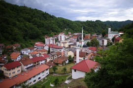 Vučić proglasio pobjedu u Srebrenici