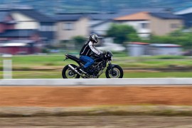 Zašto se čuje glasan zvuk pri promjeni brzine na motociklu?