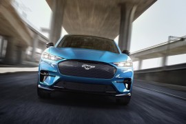 Ford dobija novu funkciju: Automatska promjena trake