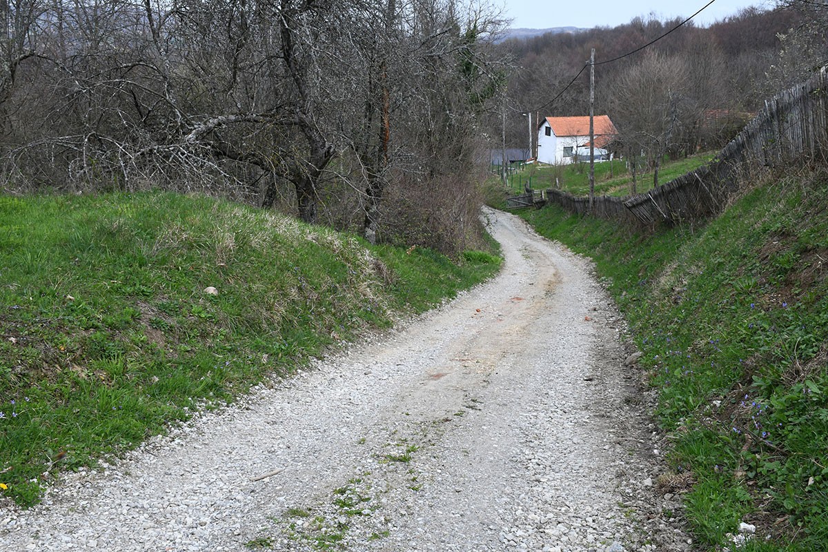 Penzioner pronađen mrtav u srpskom povratničkom selu: Krvava glava, ovce nestale