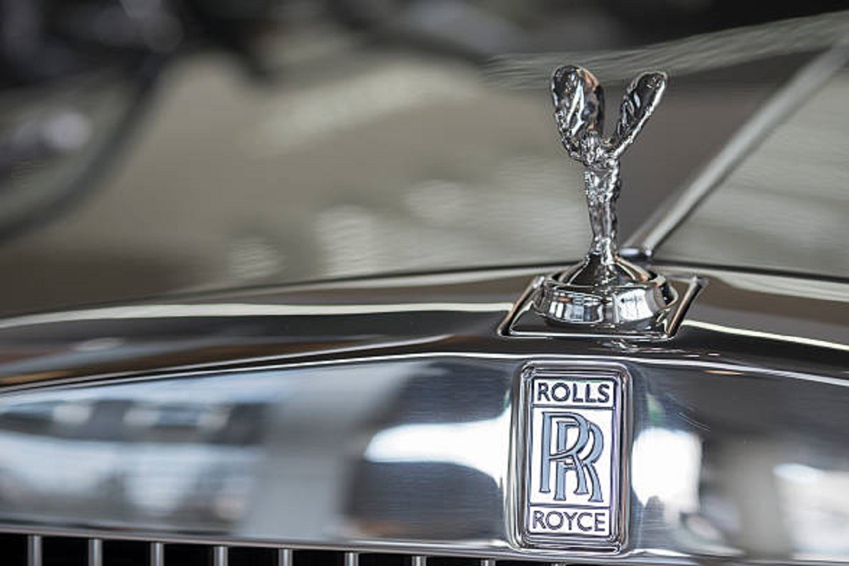 Rolls-Royce ne teži hibridnim pogonima