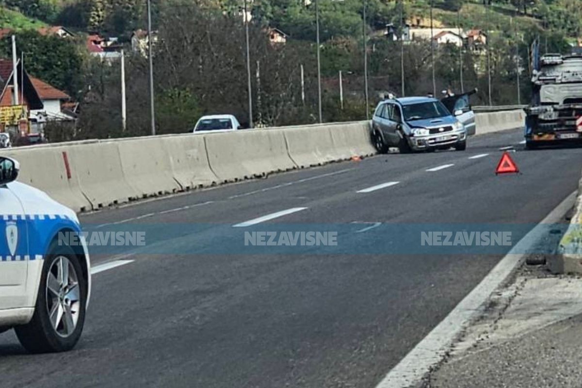 Saobraćajna nezgoda na brzoj cesti Banjaluka - Laktaši (FOTO)