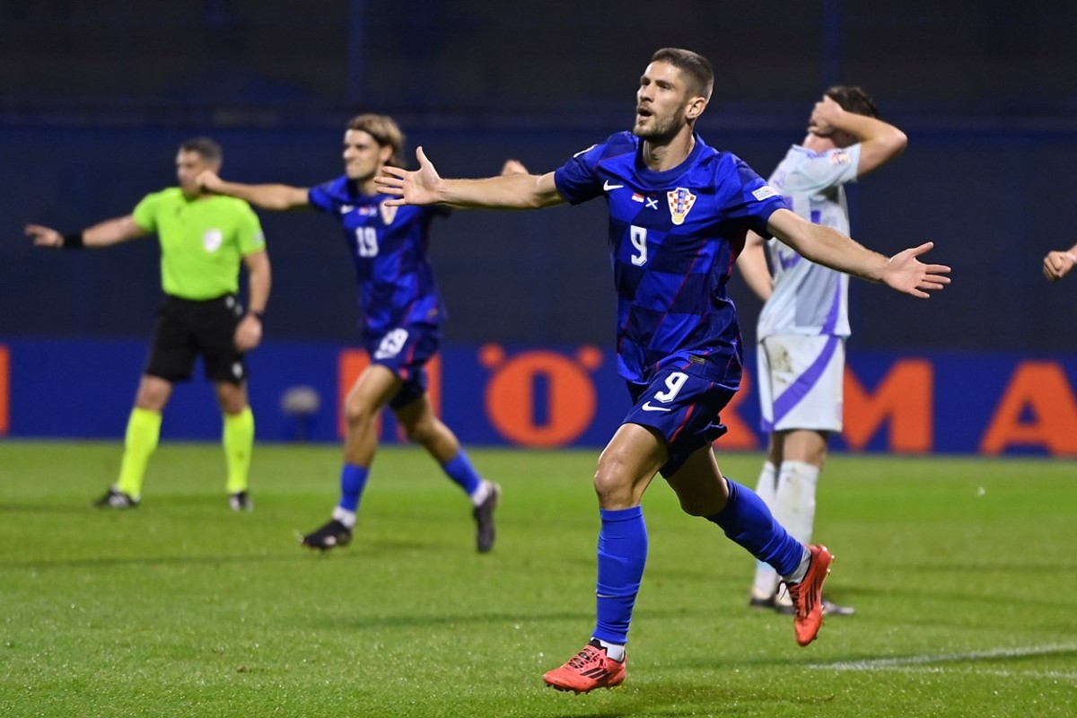 Andrej Kramarić za petama Davoru Šukeru